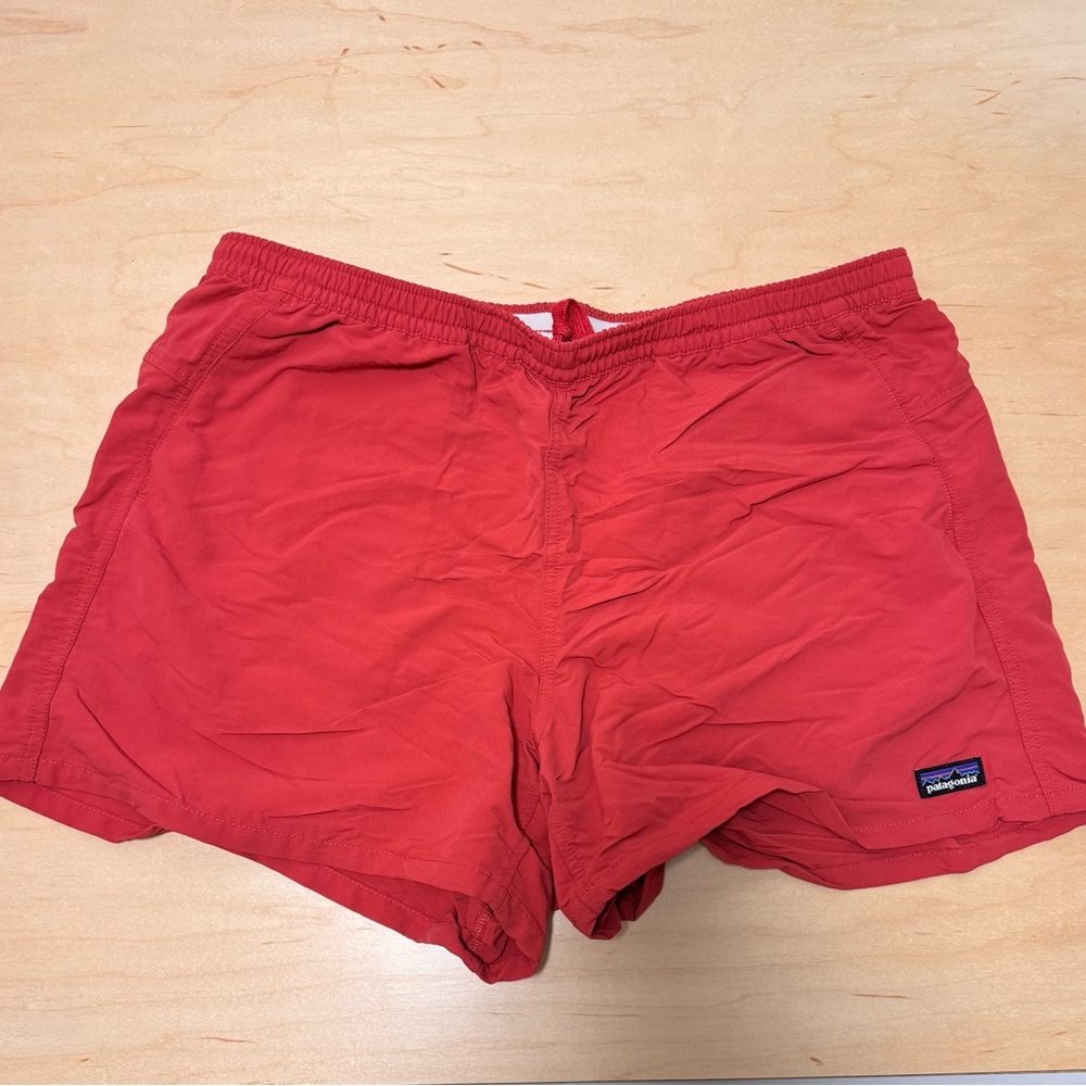 Women’s L Patagonia Baggies